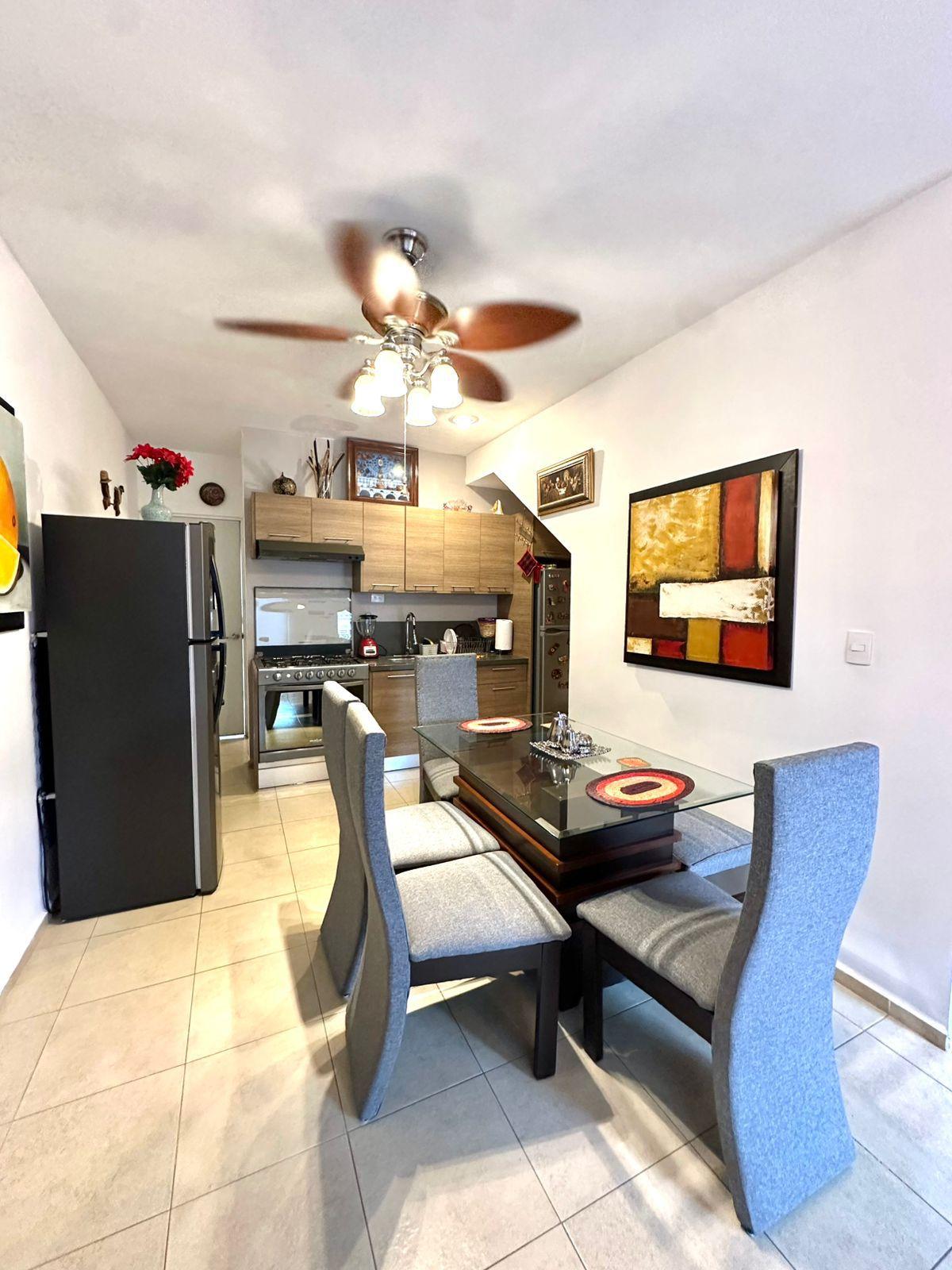 Casa en Venta en Santa Fe II Residencial Madrid Cancún – 2 Recámaras, 2 Niveles
