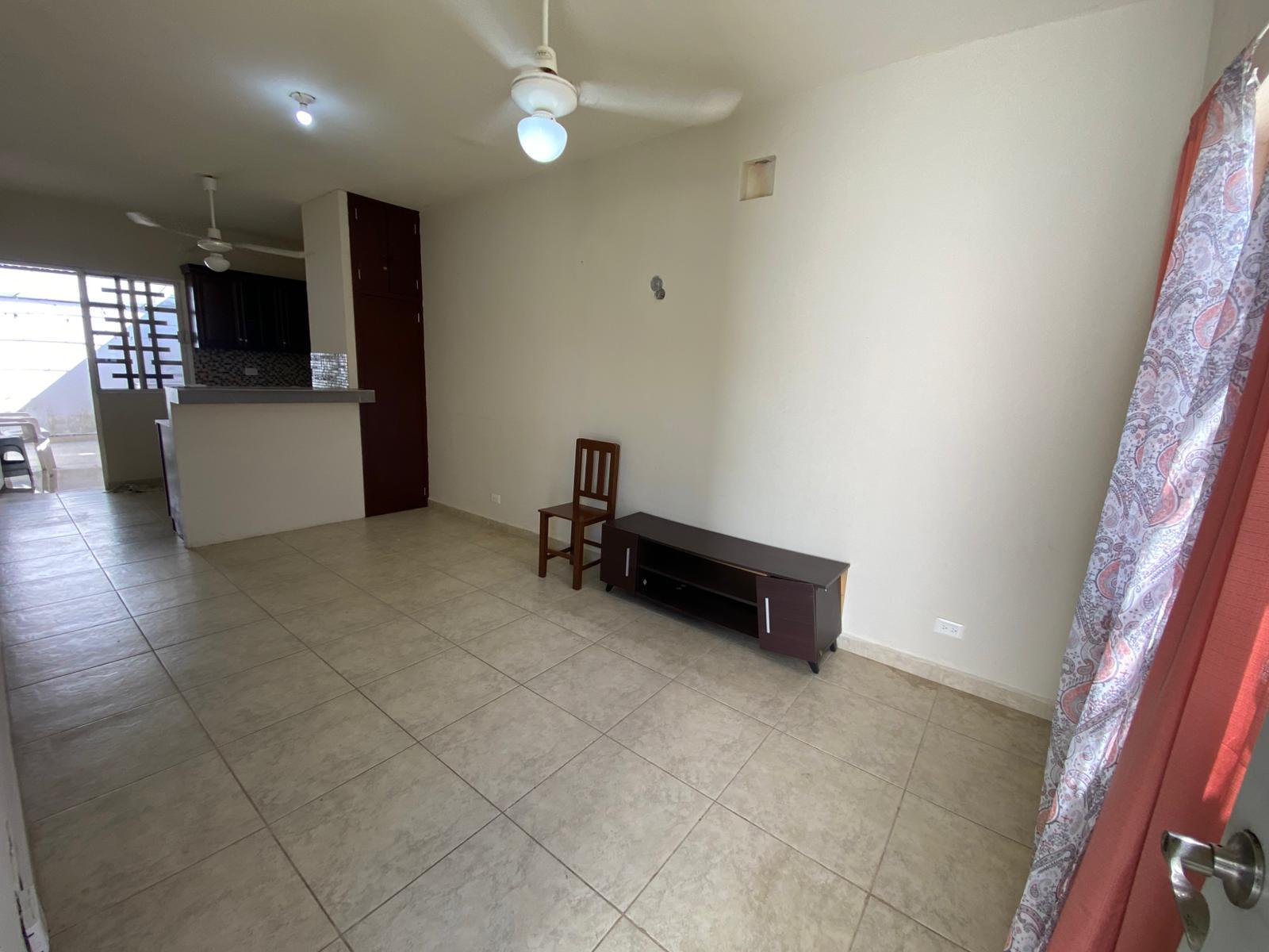 Casa de 1 Nivel en Renta en Delicias del Sur 1, Cancún – 2 Recámaras, Alberca y Seguridad 24/7