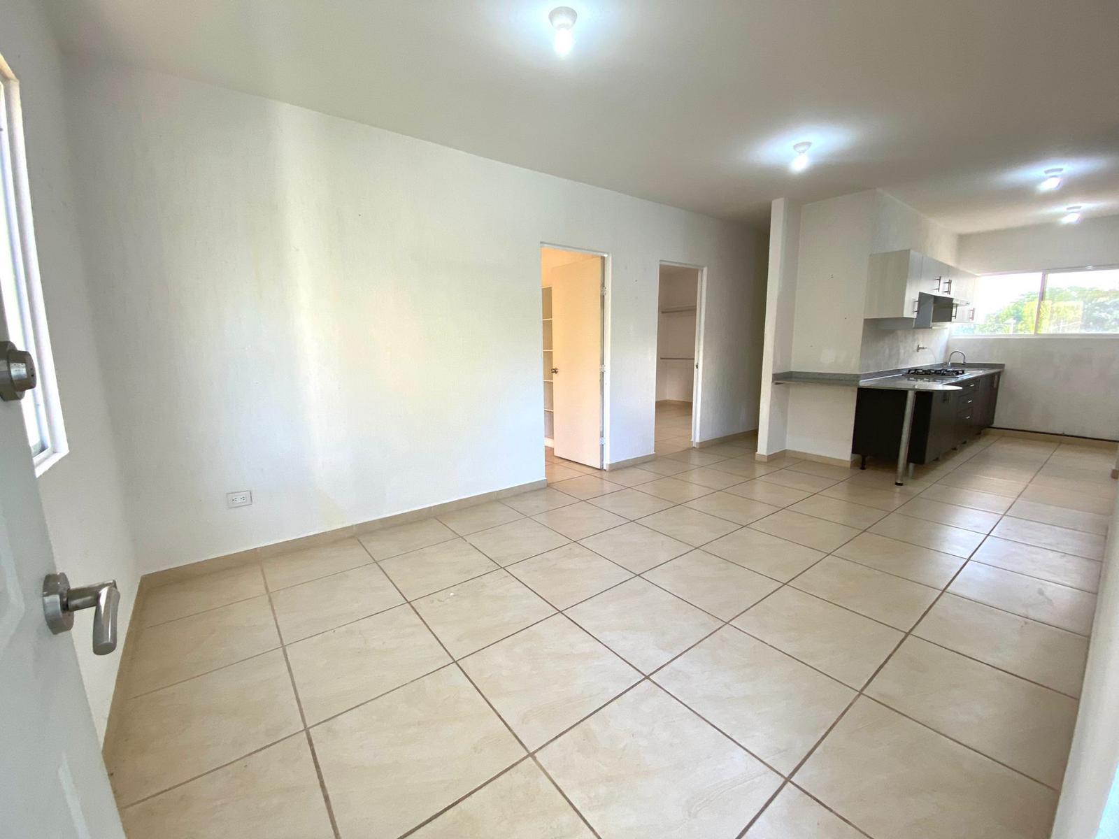 Vendo Lindo Departamento en Jardines 4 – 2 Recámaras Frente a la Alberca, Planta Alta