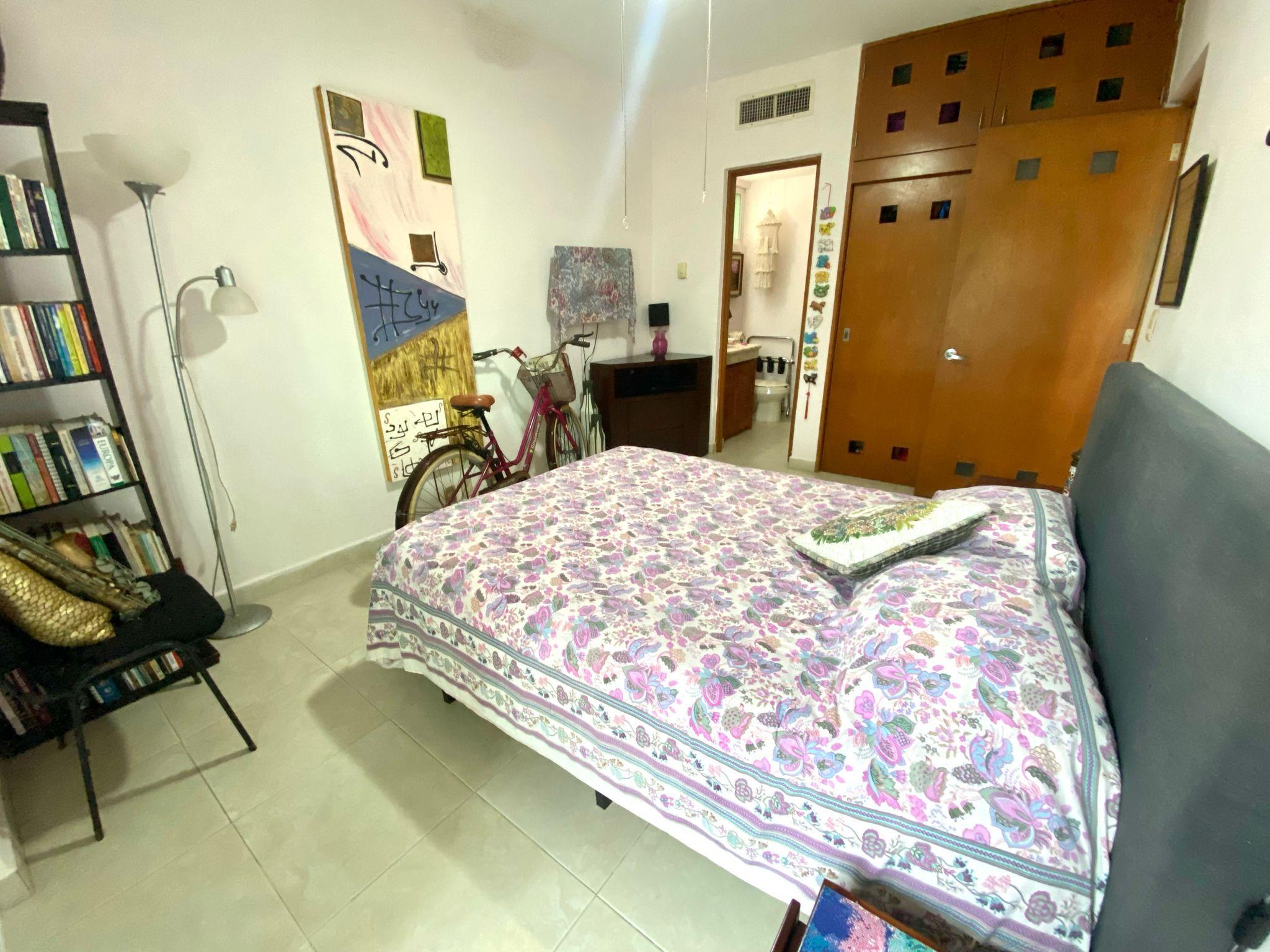 Vendo hermoso departamento en Condominio La Vista, El Table Cancún, con 3 recámaras y vista a la alberca