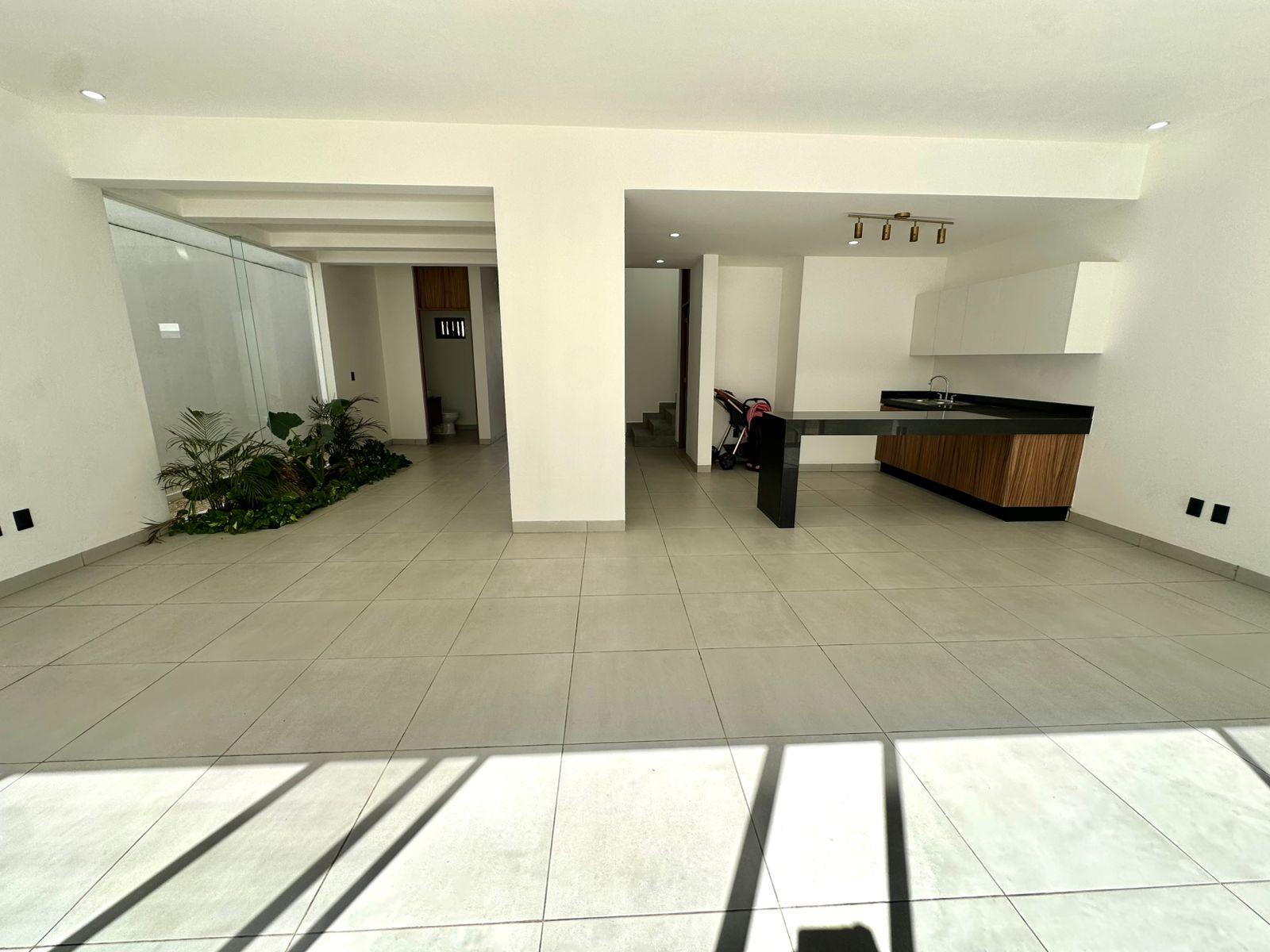 Vendo hermosa casa moderna de 2 niveles