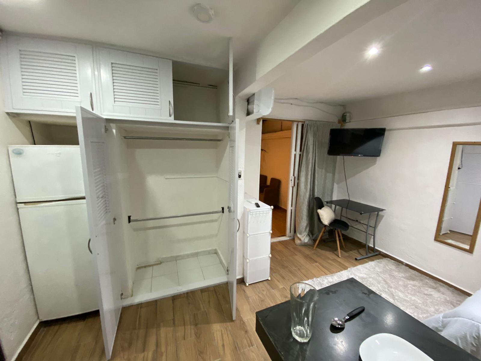 Loft Amueblado en Renta en SM 50 Cancún con Servicios Incluidos y Patio Privado