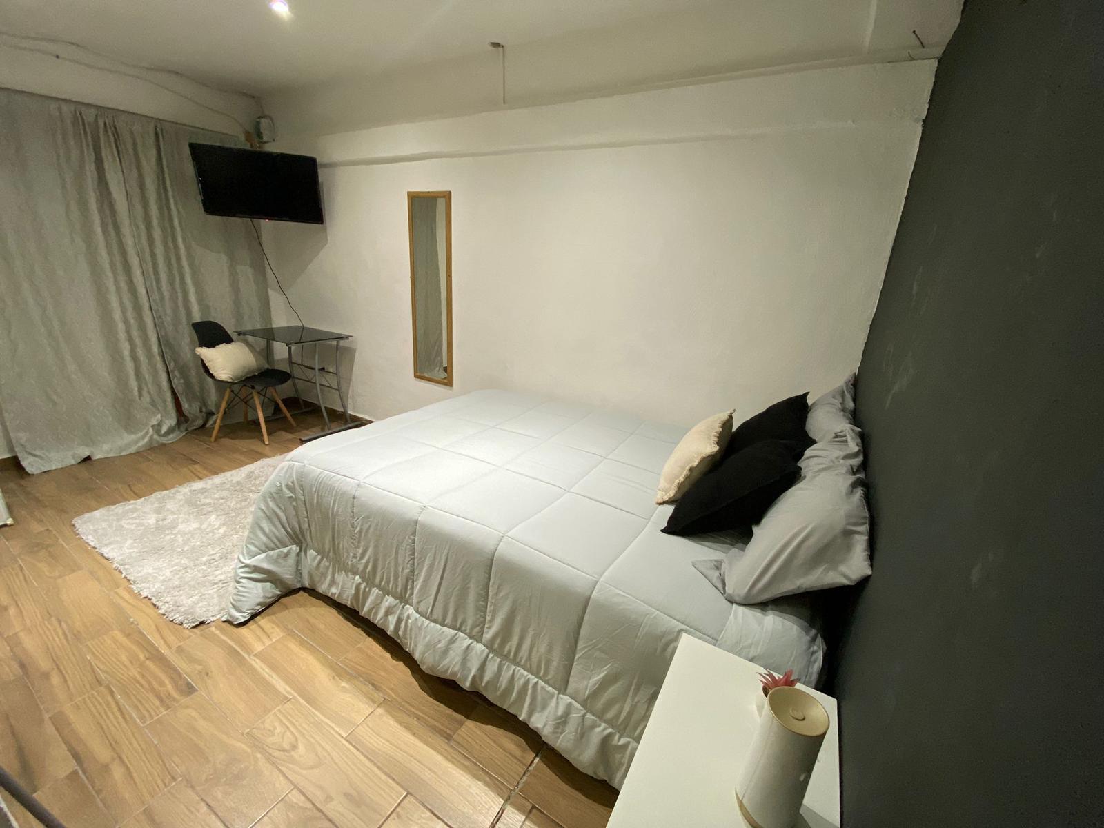 Loft Amueblado en Renta en SM 50 Cancún con Servicios Incluidos y Patio Privado