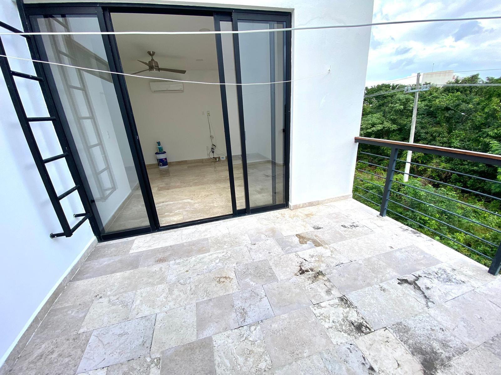 Casa en Renta en Residencial Aqua Cancún con Alberca Privada y 3 Recámaras