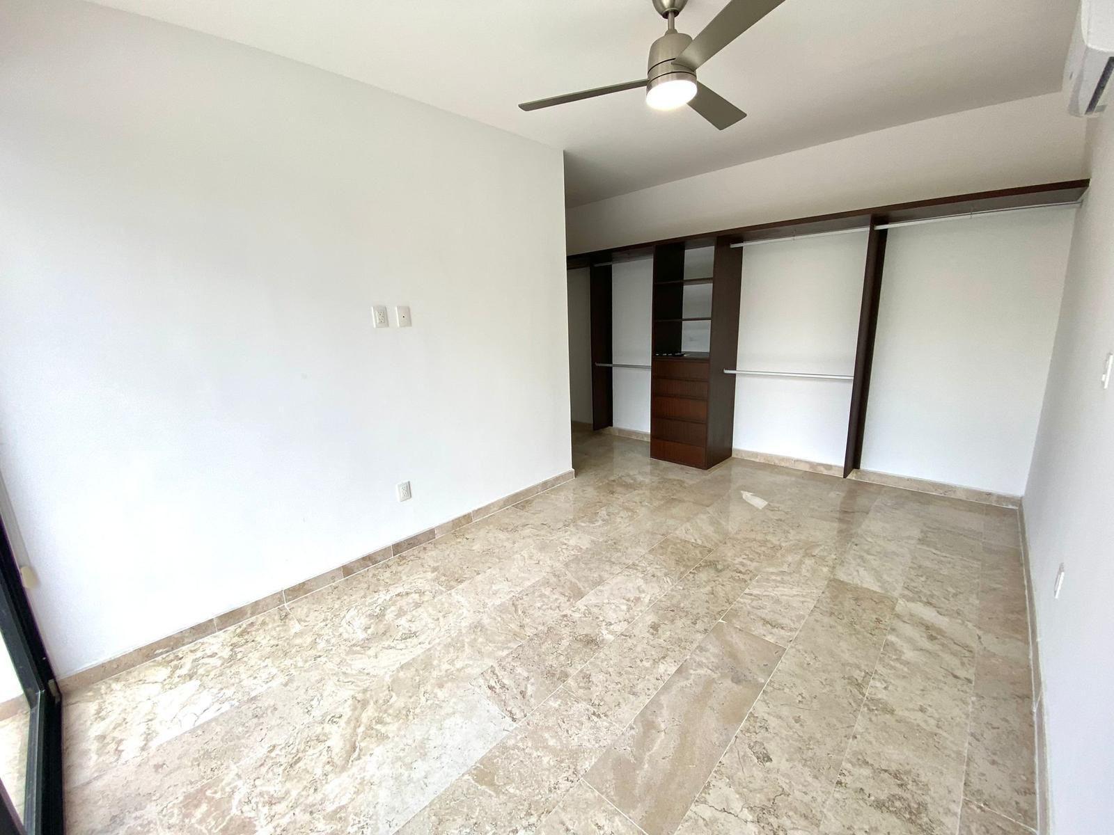 Casa en Renta en Residencial Aqua Cancún con Alberca Privada y 3 Recámaras