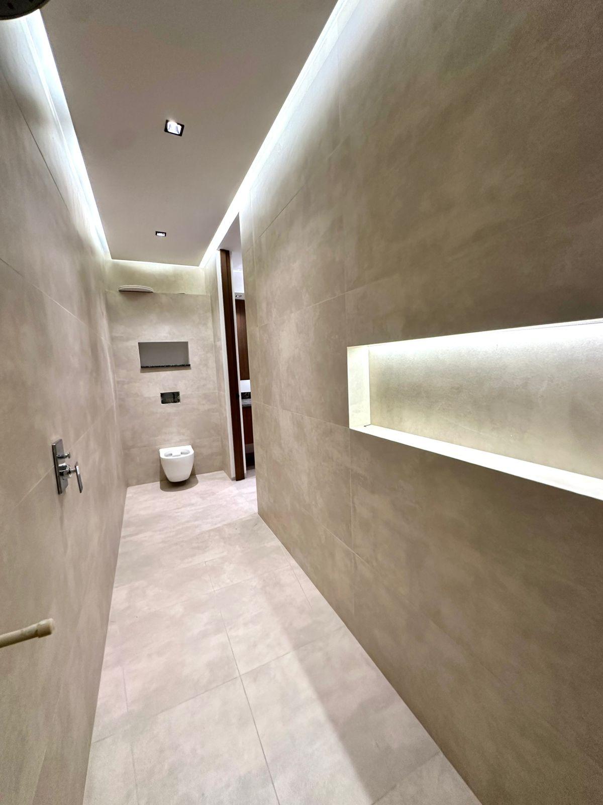 Casa de Lujo en Esquina con Alberca y Rooftop en Residencial Vía Cumbres, Cancún