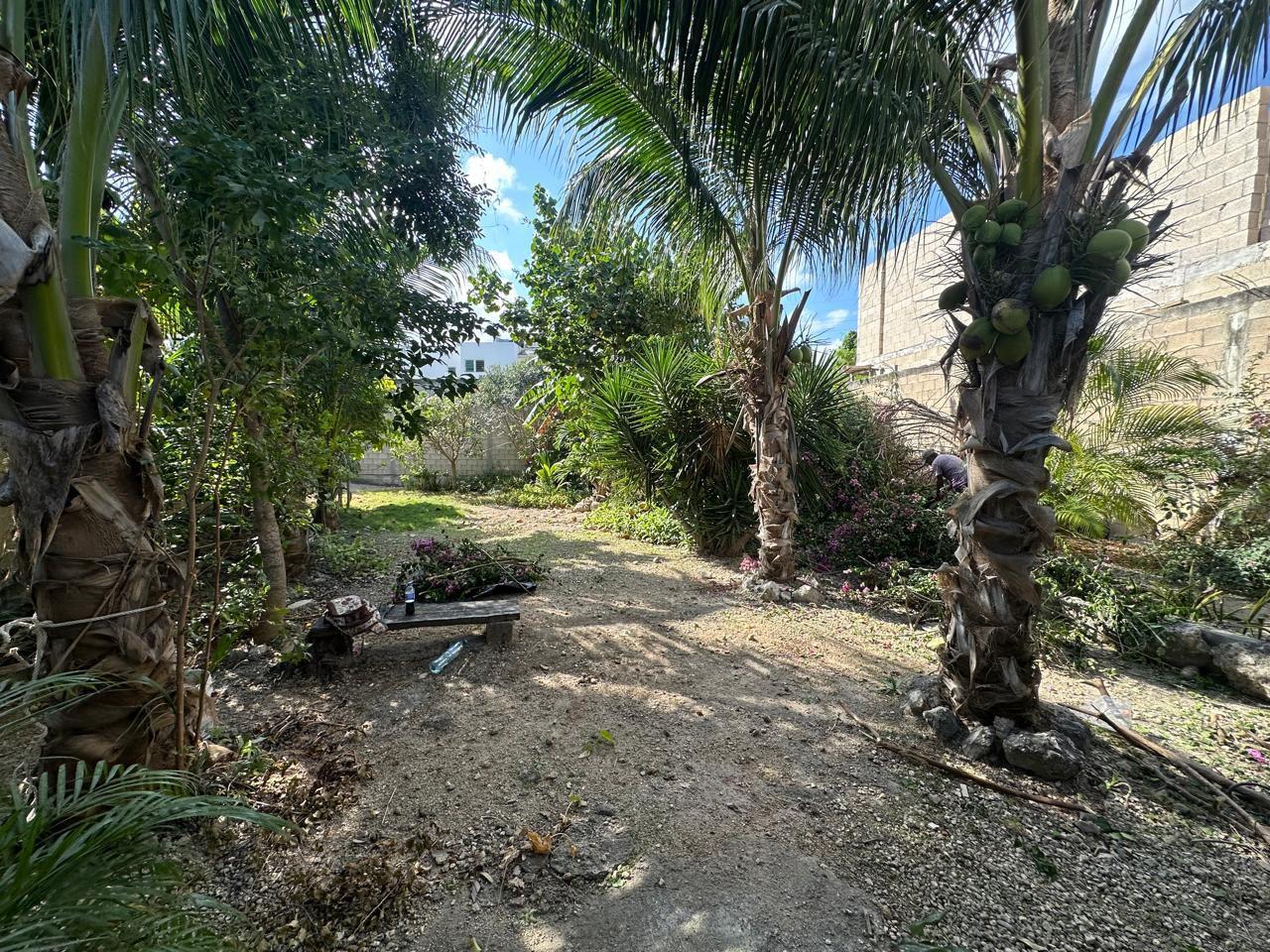 Corner Lot for Sale – 284.5 m² in Gated Community on Av. Huaycán, Cancún